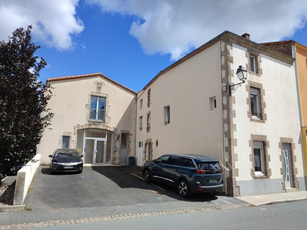 Logis Des Chouans Apartment Les Landes-Genusson Екстериор снимка