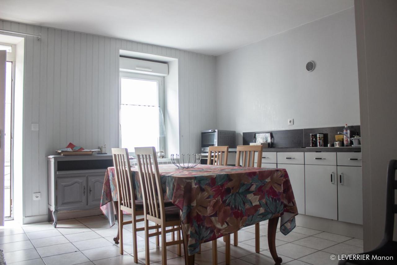 Logis Des Chouans Apartment Les Landes-Genusson Екстериор снимка