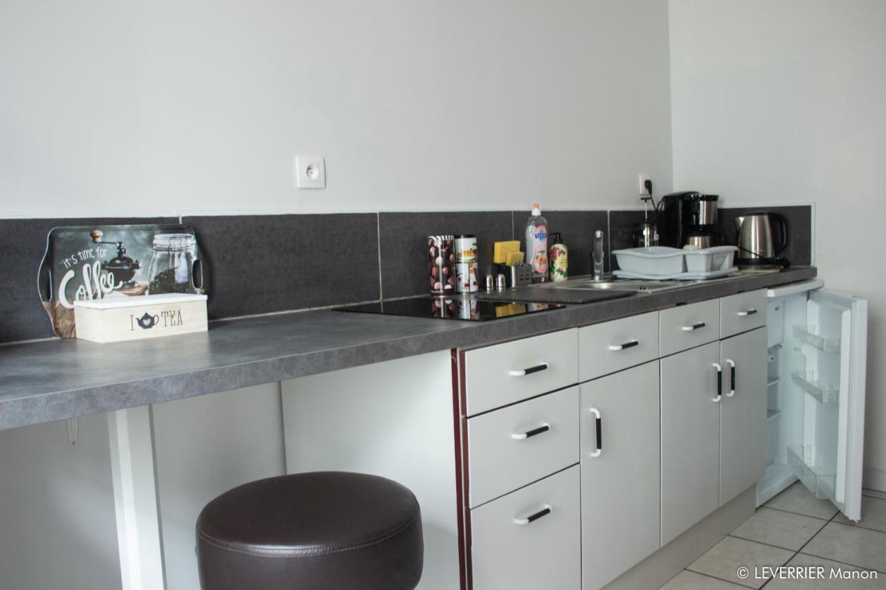 Logis Des Chouans Apartment Les Landes-Genusson Екстериор снимка